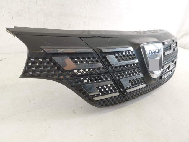 bontott DACIA SPRING Hűtőrács