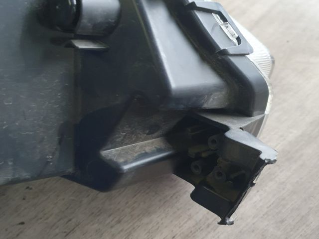 bontott DACIA SPRING Jobb Fényszóró