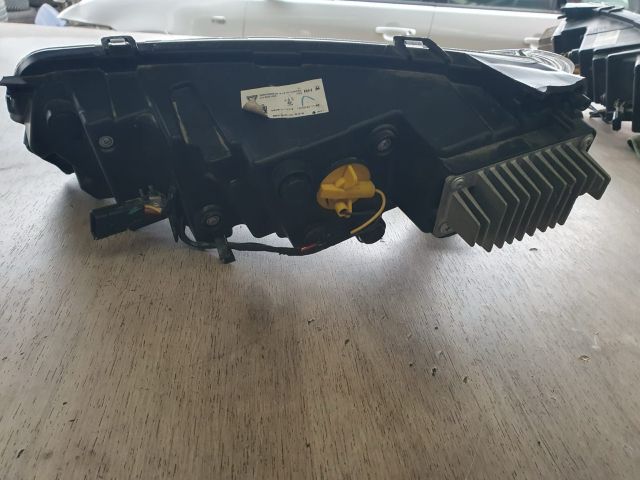 bontott DACIA SPRING Jobb Fényszóró