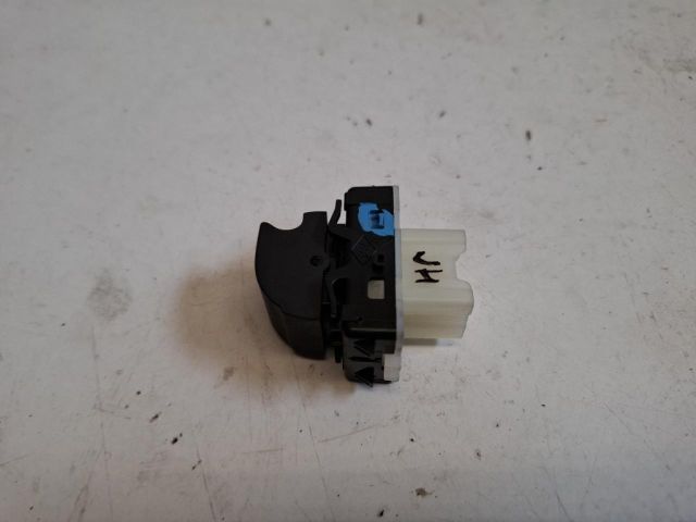 bontott DACIA SPRING Jobb hátsó Ablakemelő Kapcsoló