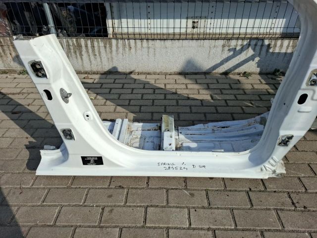 bontott DACIA SPRING Jobb Küszöb