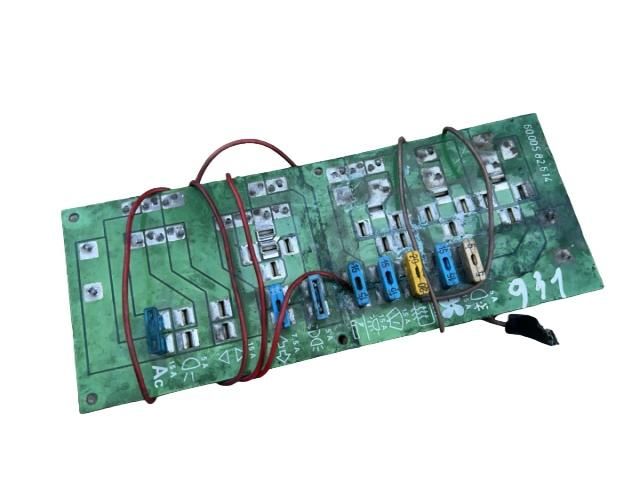 bontott DACIA SUPERNOVA Biztosítéktábla Utastér