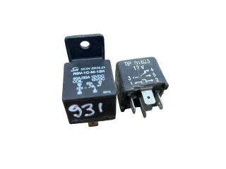 bontott DACIA SUPERNOVA Relé