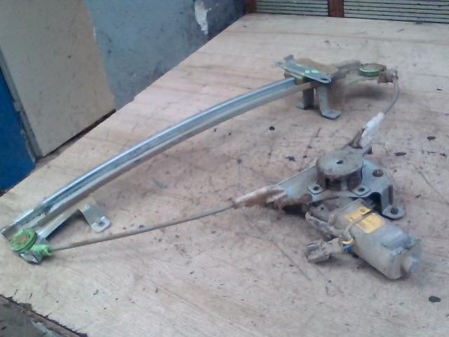 bontott DAEWOO ESPERO Bal hátsó Ablakemelő Szerkezet (Elektromos)