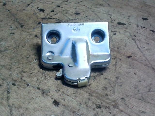 bontott DAEWOO ESPERO Csomagtérajtó Zárszerkezet