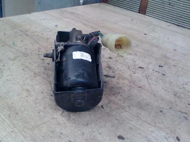 bontott DAEWOO ESPERO Első Ablaktörlő Motor