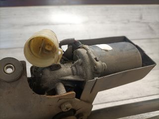 bontott DAEWOO ESPERO Első Ablaktörlő Szerkezet Motorral