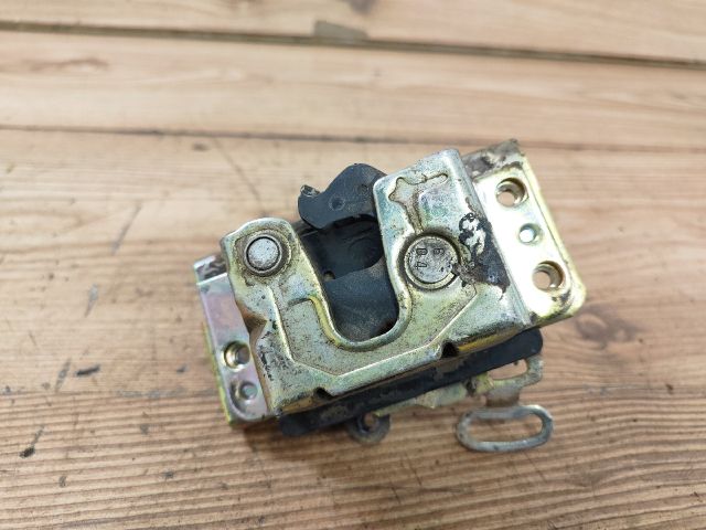 bontott DAEWOO ESPERO Jobb első Ajtózár