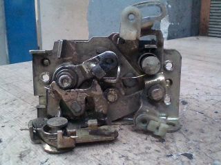 bontott DAEWOO ESPERO Jobb első Ajtózár