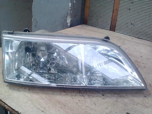 bontott DAEWOO ESPERO Jobb Fényszóró