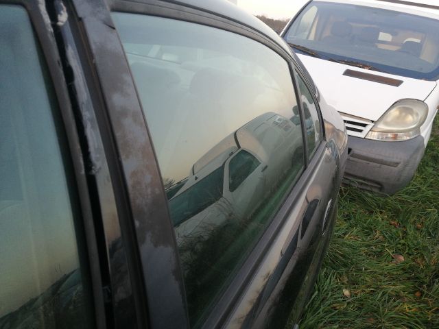 bontott DAEWOO EVANDA Bal hátsó Ajtó (Részeivel)