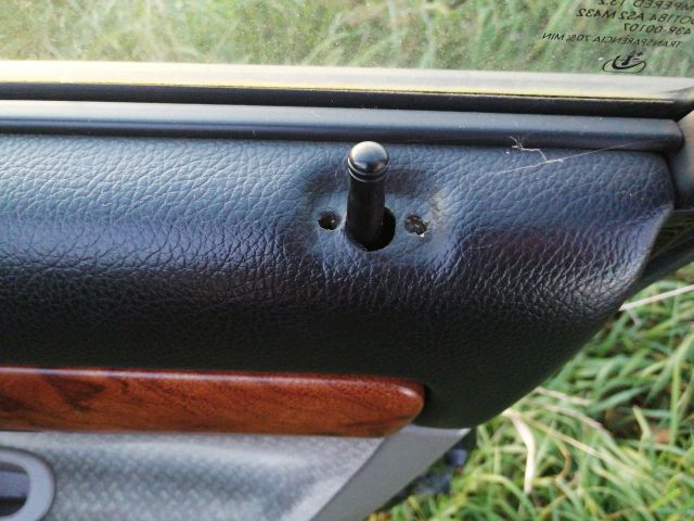 bontott DAEWOO EVANDA Jobb első Ajtó (Részeivel)