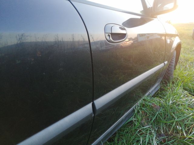 bontott DAEWOO EVANDA Jobb első Ajtó (Részeivel)