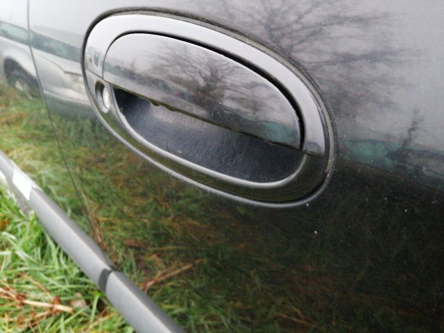 bontott DAEWOO EVANDA Jobb első Külső Kilincs