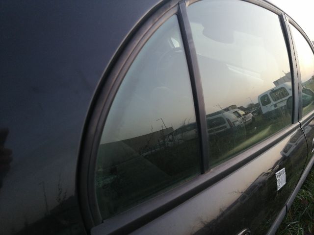 bontott DAEWOO EVANDA Jobb hátsó Fixüveg (Ajtóban)