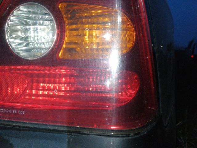 bontott DAEWOO EVANDA Jobb Hátsó Lámpa