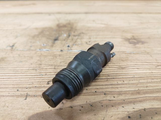 bontott DAEWOO FSO Porlasztó (1 db)