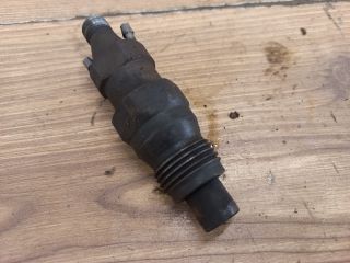 bontott DAEWOO FSO Porlasztó (1 db)