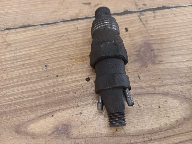 bontott DAEWOO FSO Porlasztó (1 db)