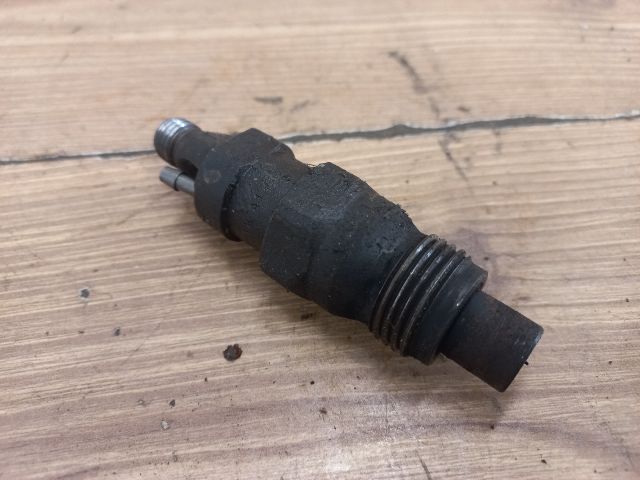 bontott DAEWOO FSO Porlasztó (1 db)