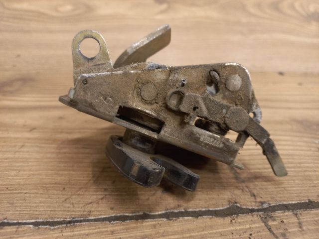 bontott DAEWOO FSO Bal hátsó Ajtózár