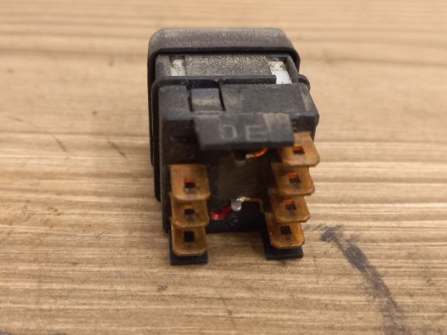 bontott DAEWOO FSO Belső Levegő Kapcsoló