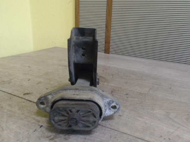 bontott DAEWOO KALOS Váltó Tartó Bak (Pozíciófüggetlen)