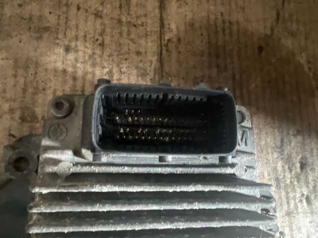 bontott DAEWOO KALOS Motorvezérlő