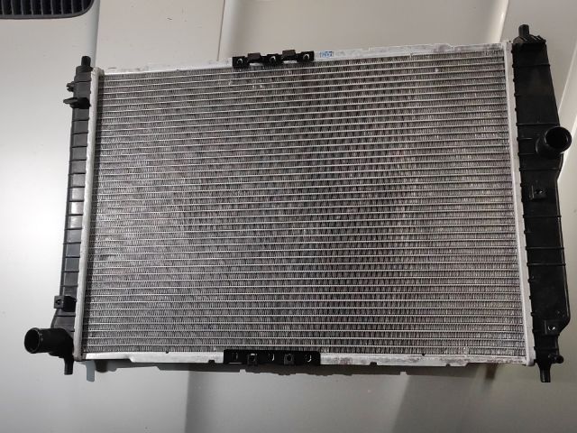 bontott DAEWOO KALOS Vízhűtő Radiátor (Klímás)