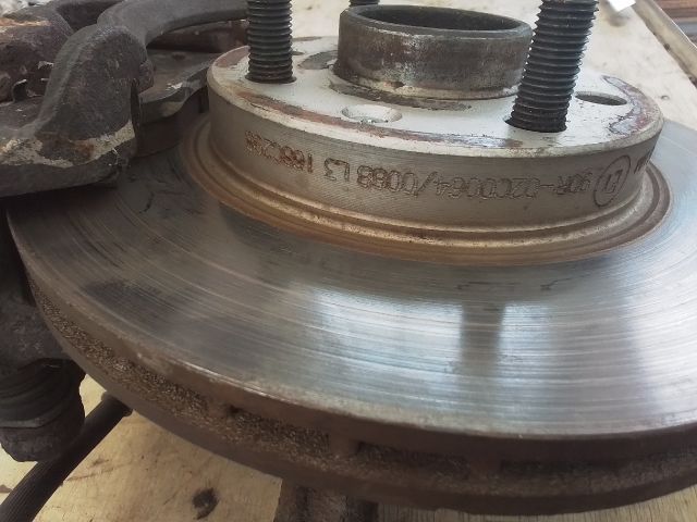 bontott DAEWOO KALOS Jobb első Csonkállvány Kerékaggyal