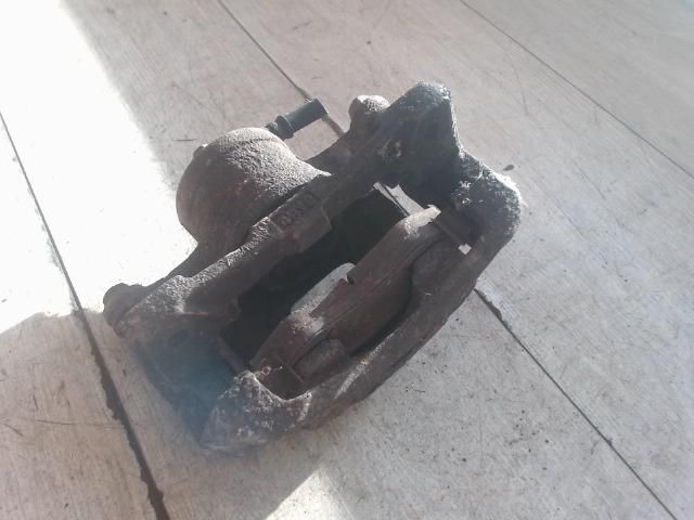 bontott DAEWOO KALOS Jobb első Féknyereg Munkahengerrel