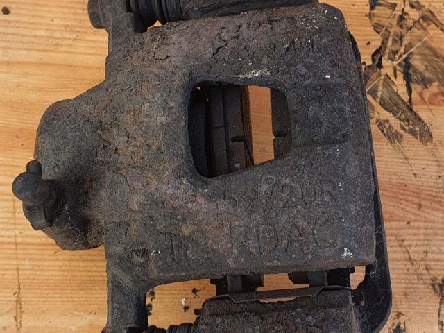 bontott DAEWOO KALOS Jobb első Féknyereg Munkahengerrel