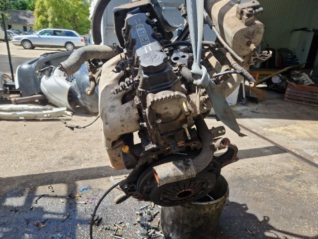 bontott DAEWOO KALOS Motor (Fűzött blokk hengerfejjel)