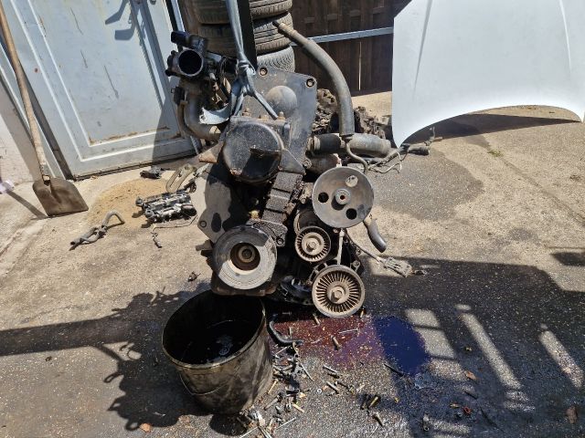 bontott DAEWOO KALOS Motor (Fűzött blokk hengerfejjel)