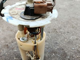 bontott DAEWOO KALOS Üzemanyag Szivattyú