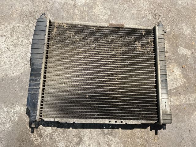 bontott DAEWOO KALOS Vízhűtő Radiátor (Nem klímás)