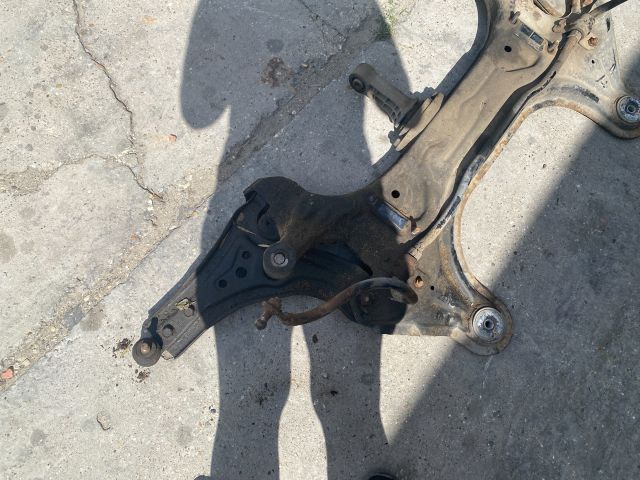 bontott DAEWOO KALOS Első Bölcső