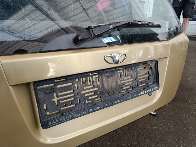 bontott DAEWOO KALOS Csomagtérajtó (Részeivel)