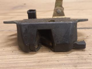 bontott DAEWOO KALOS Csomagtérajtó Zárszerkezet