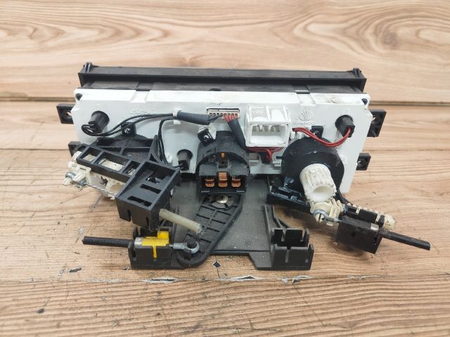 bontott DAEWOO KALOS Fűtéskapcsoló (Nem klímás)