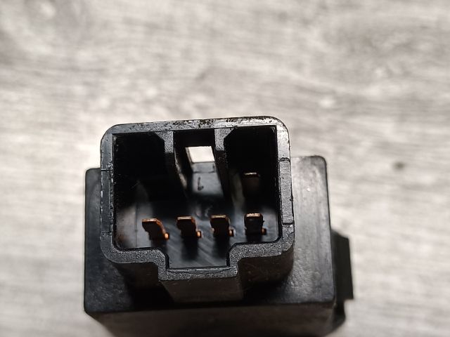 bontott DAEWOO KALOS Hátsó Ködzárófény Kapcsoló