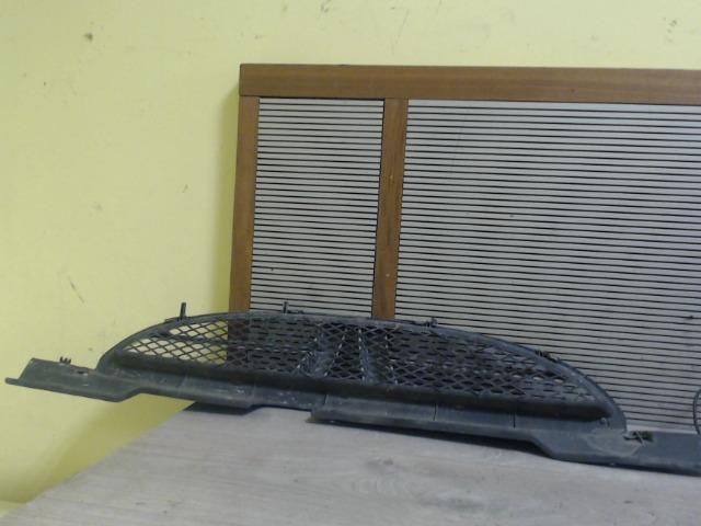 bontott DAEWOO KALOS Hűtőrács