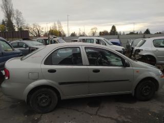 bontott DAEWOO KALOS Jobb első Ajtó (Üres lemez)