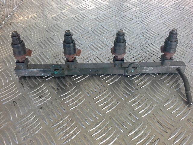 bontott DAEWOO LACETTI Porlasztó (1 db)