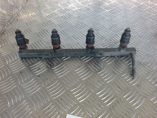 bontott DAEWOO LACETTI Porlasztó (1 db)