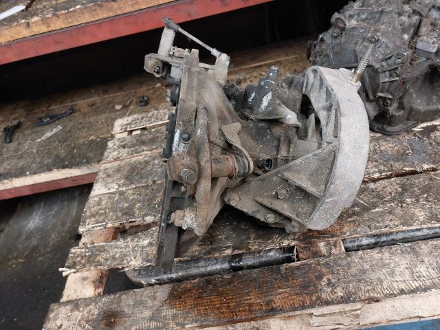 bontott DAEWOO LACETTI Váltó (Mechanikus)