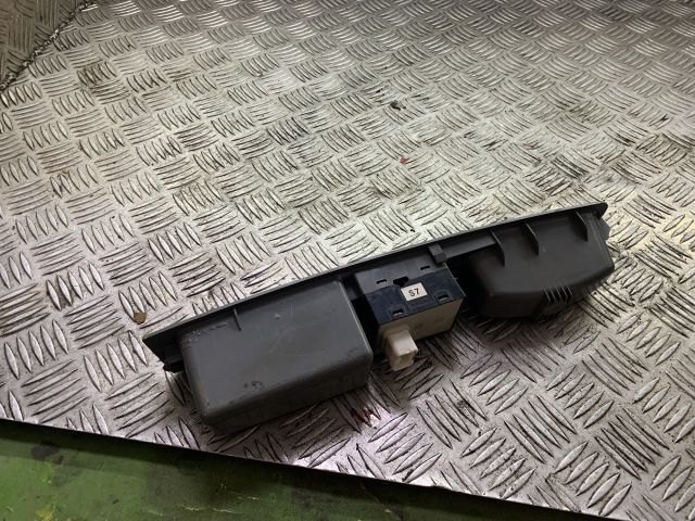 bontott DAEWOO LACETTI Ablakemelő Kapcsoló Négyes / Kettes