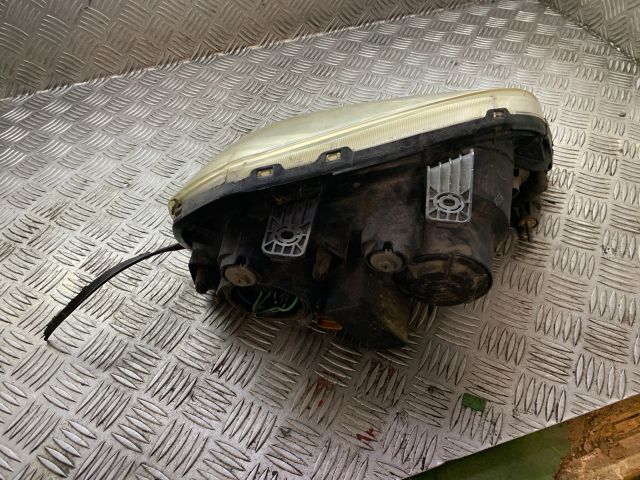 bontott DAEWOO LACETTI Bal Fényszóró