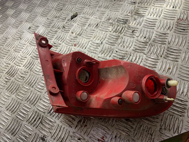 bontott DAEWOO LACETTI Jobb Hátsó Lámpa