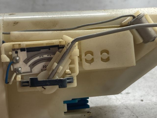 bontott DAEWOO LANOS Üzemanyag Szivattyú